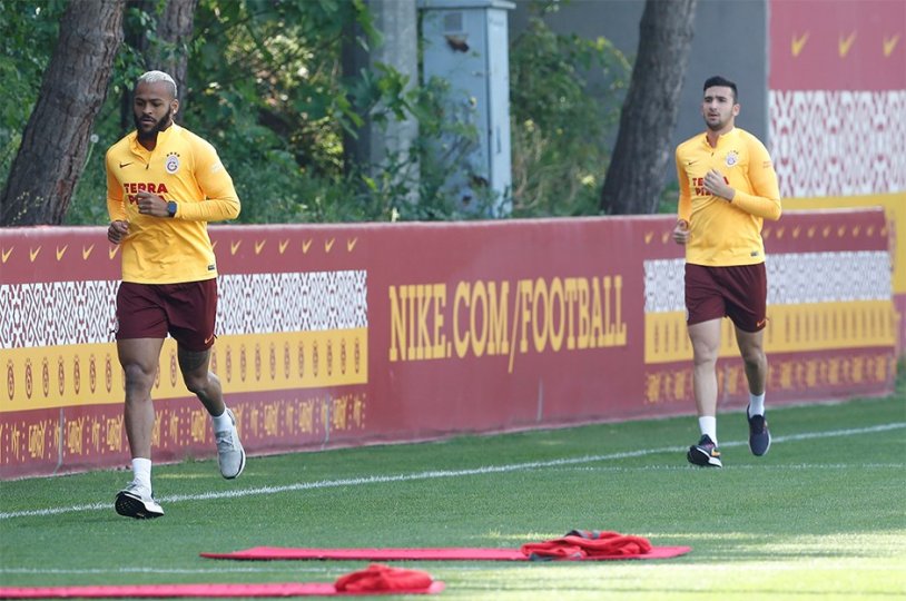 Koronavirüsü yenen Fatih Terim sahaya indi