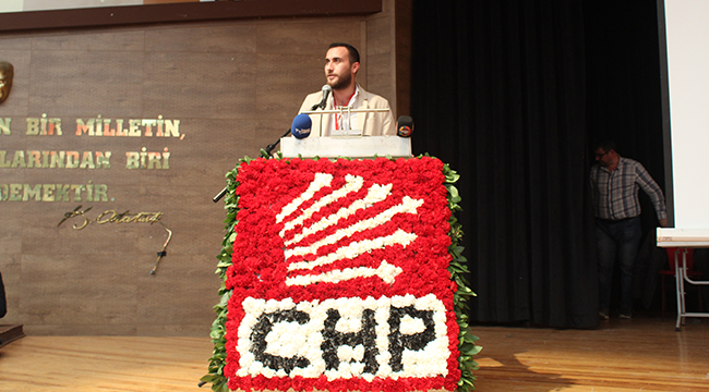 CHP'Lİ GENÇLER İSYAN ETTİ