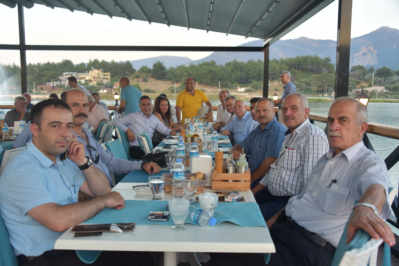 BAŞKAN KARAKAYALI MUHTARLARLA BİR ARAYA GELDİ