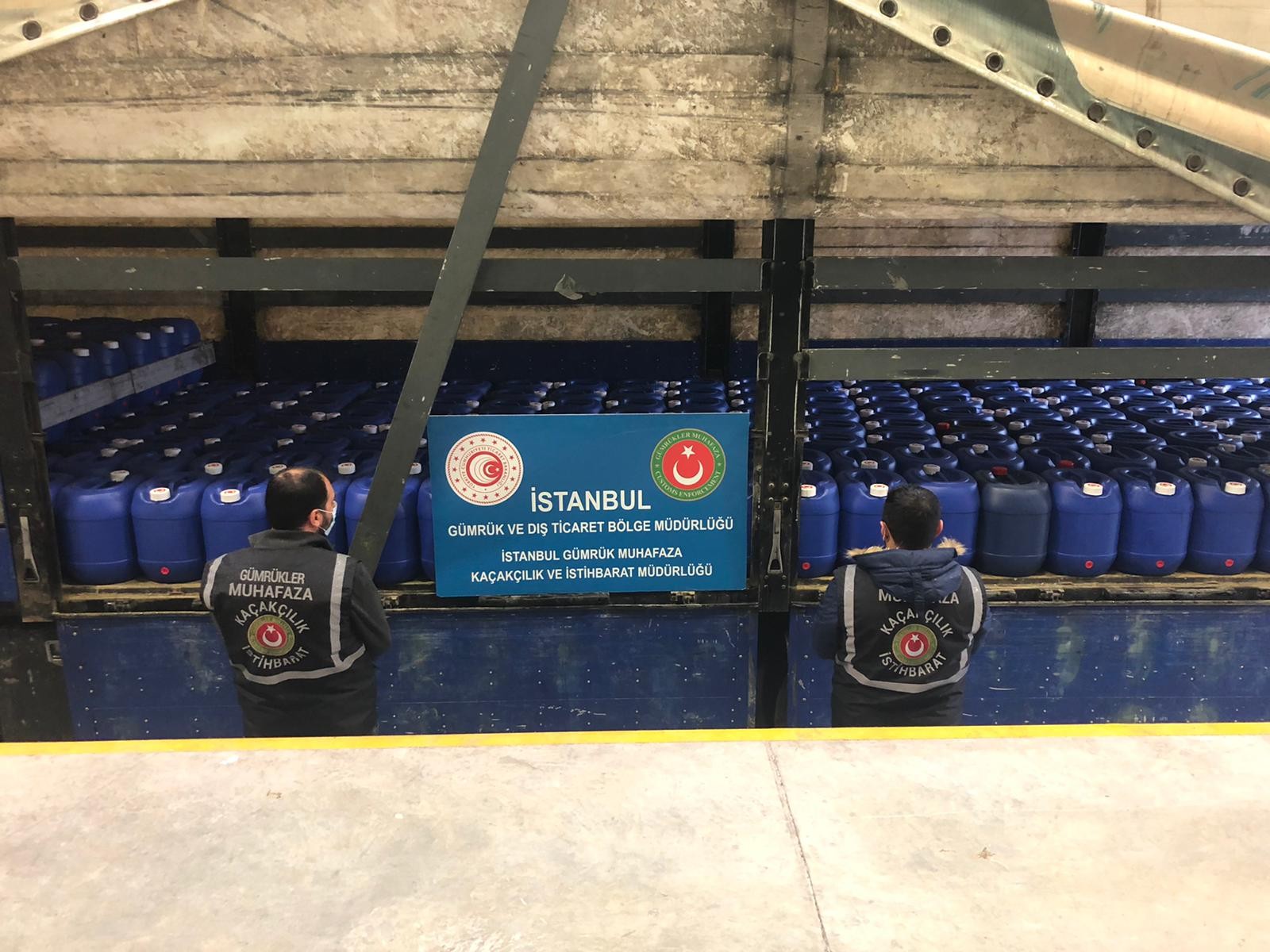 85 ton sülfürik asit ele geçirildi