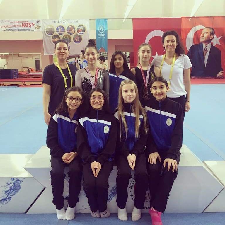 BORNOVALI CİMNASTİKÇİLERDEN 3 MADALYA DAHA