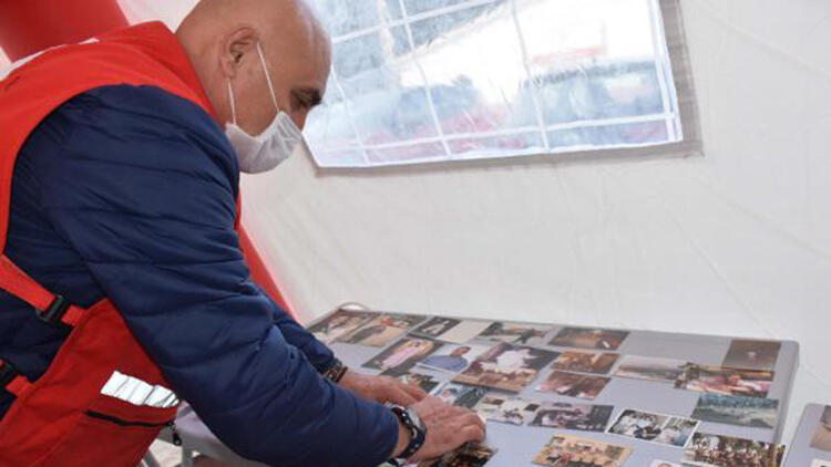 ENKAZDAN ÇIKAN EŞYALAR SAHİPLERİNİ BEKLİYOR
