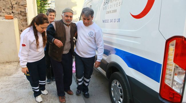 BAYRAKLI'DA KİŞİYE 'ÜCRETSİZ SAĞLIK' HİZMETİ