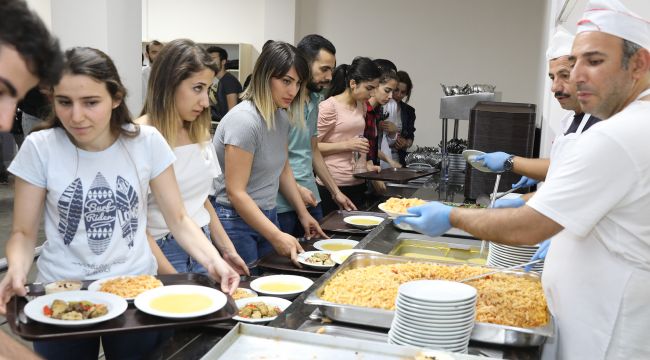 DEÜ’DE GIDA ISRAFINA İZİN YOK