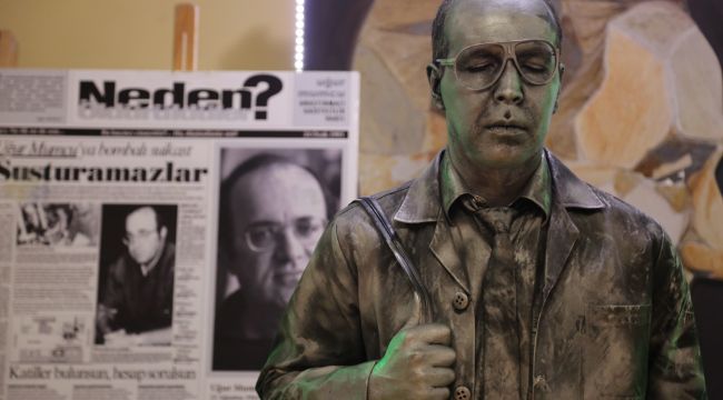 UĞUR MUMCU GAZİEMİR’DE ANILDI