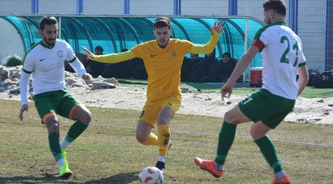 Aliağaspor FK, deplasmandan puansız döndü