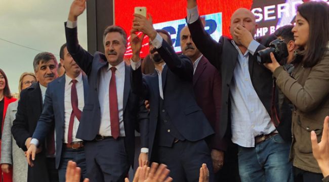 BAYRAKLI'DA SERDAR SANDAL COŞKUSU