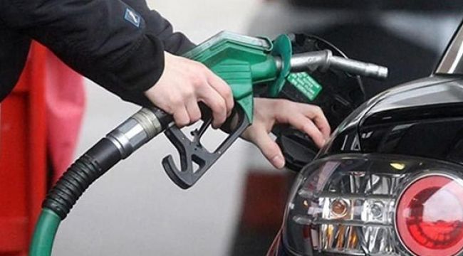Benzine büyük zam