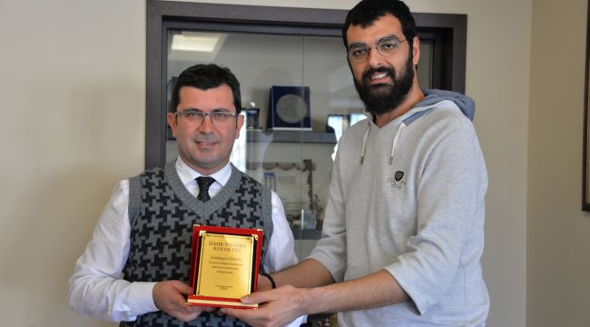 GÖNENÇ’E SANATA VE TİYATROYA KATKI ÖDÜLÜ