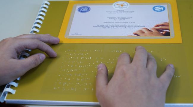 GÖRME ENGELLİLERE YÖNELİK KABARTMALI ÇIKTI