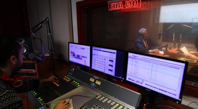 Prof. Dr. Takımcı, “Radyo sıcak bir kitle iletişim aracı”