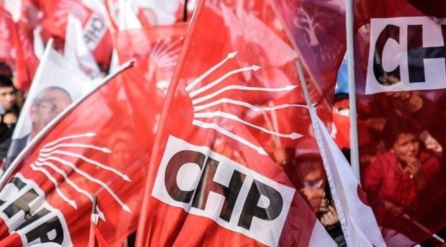 SEFERİHİSAR'DA CELİLOĞLU ADAYLIKTAN ÇEKİLDİ