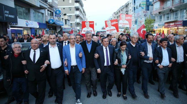 ALİ ENGİN 10 BİN KİŞİ İLE YÜRÜDÜ!