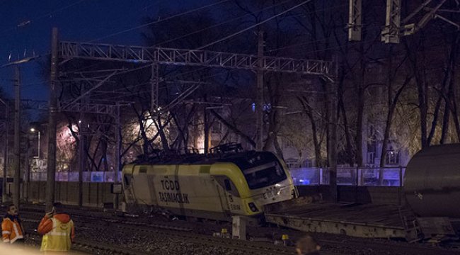Ankara'da tren raydan çıktı