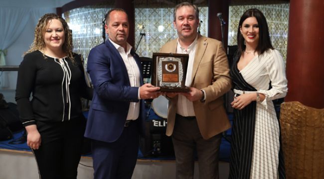 BAŞKAN PİRİŞTİNAMUHTARLARLA VEDALAŞTI