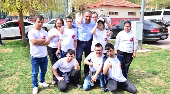 “BAYRAKLI’DA “DOWN KAFE” AÇILACAK”