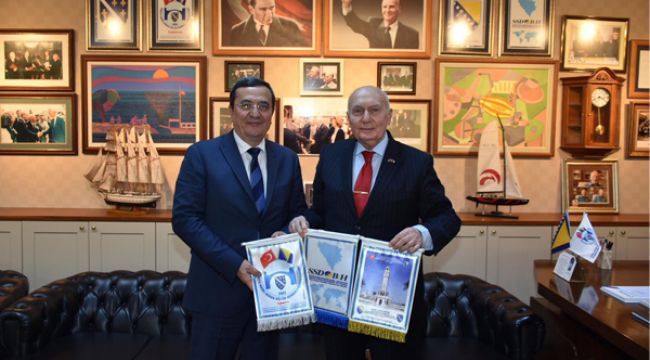 BAYSAK'TAN BATUR'A TAM DESTEK
