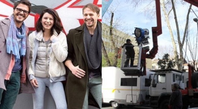 Beren Saat setten dışarı adım atmadı