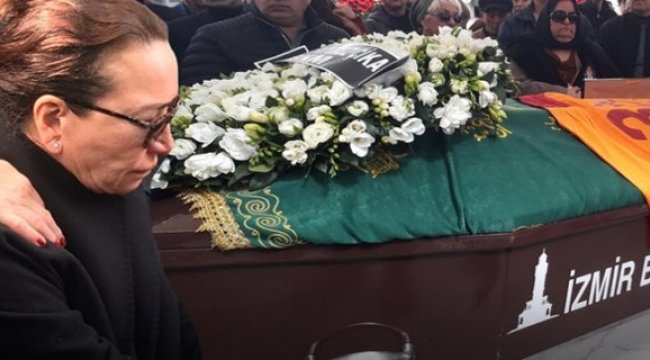 Eşini kaybeden Demet Akbağ'dan ilk mesaj