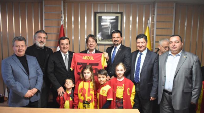 GÖZTEPE BATUR'UN YANINDA