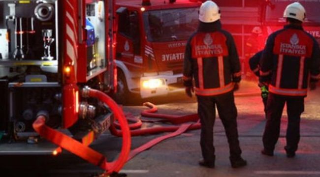 Kağıt fabrikasında korkutan yangın