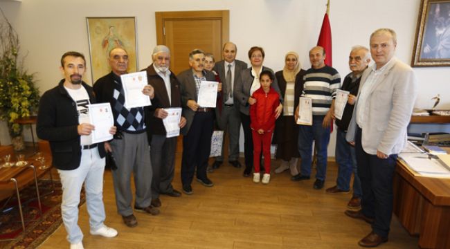 KONAK’TA TAPU SEVİNCİ SÜRÜYOR