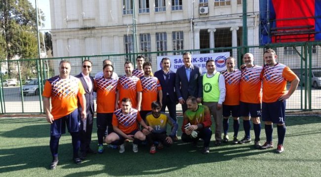 Sağlıkçılardan Futbol Turnuvası