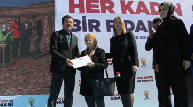 ZEYBEKCİ’DEN HER KADIN İÇİN BİR FİDAN