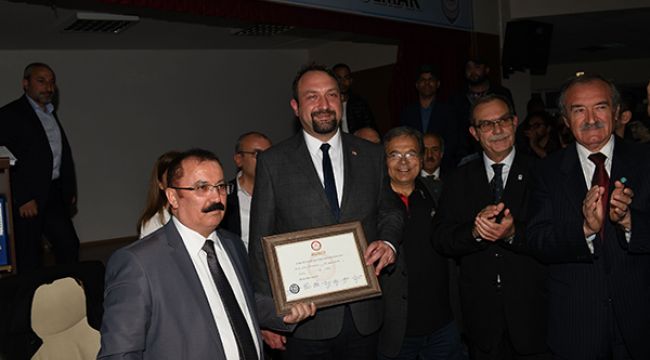 BAŞKAN UTKU GÜMRÜKÇÜ GÖREVİNE BAŞLADI