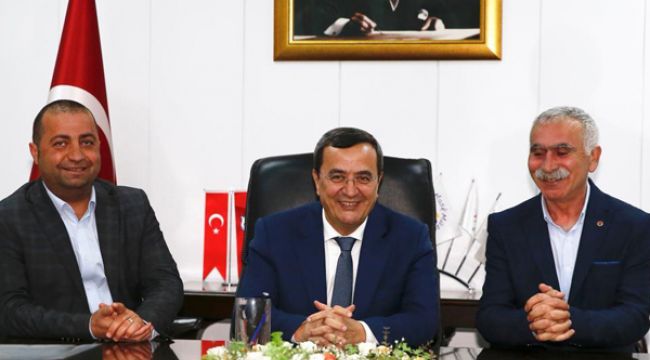 BATUR,‘EMEĞE BAKIŞ AÇIMI HERKES BİLİR’