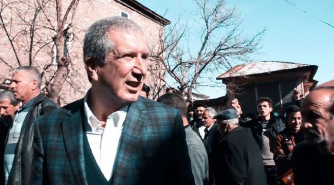 Belediye başkanına silahlı keserli saldırı