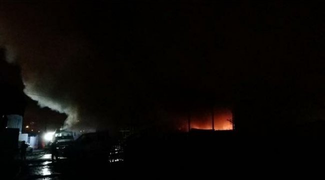 Belediyenin deposunda yangın