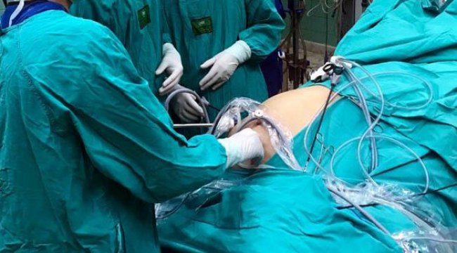 Bu da oldu! Kaçak testis nakli...