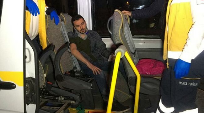 Bursa'da işçileri taşıyan minibüs devrildi: Çok sayıda yaralı var