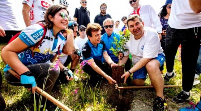 ÇEŞME'DE PEDALLAR SAKIZ AĞAÇLARI İÇİN DÖNDÜ