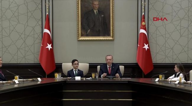 Cumhurbaşkanlığı Külliyesi'nde 23 Nisan töreni