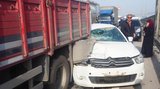 D-100'de 6 araç birbirine girdi!