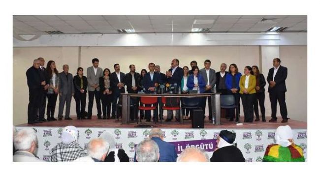 HDP'nin yeni başkanına terör soruşturması!