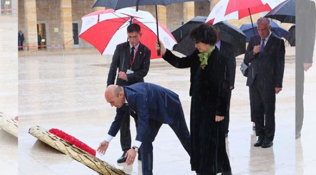 SOYER: İZMİR HALKININ SELAMINI GETİRDİK