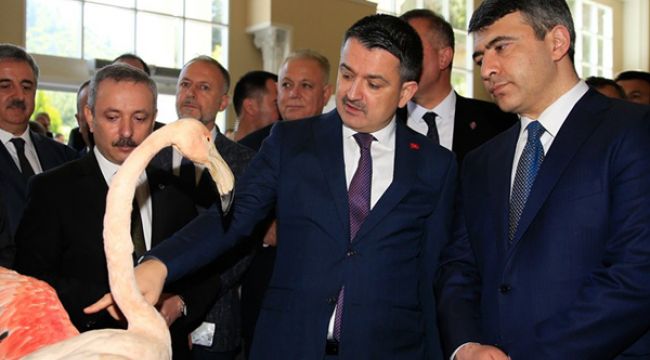 PAKDEMİRLİ'DEN İZMİR'DE ÖNEMLİ AÇIKLAMALAR
