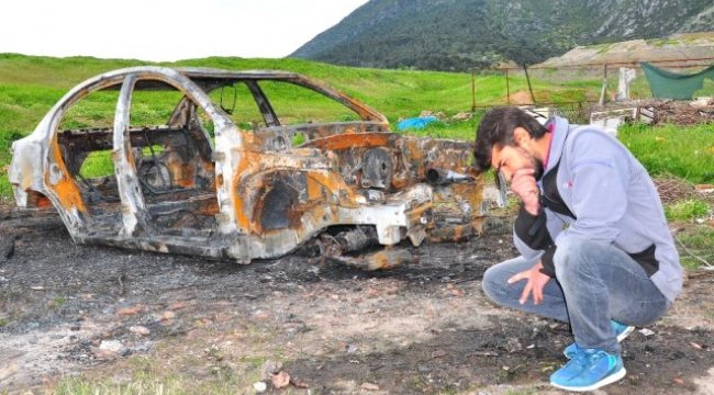 Suriyeli Gencin Otomobiliyle Birlikte Tüm Birikimi de Kül Oldu