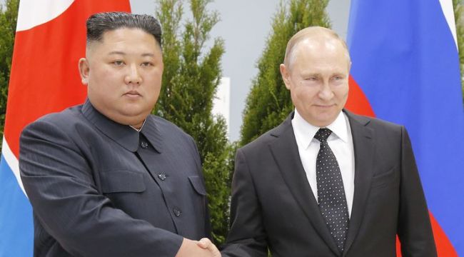 Tarihi buluşma! Putin ve Kim Jong-un bir arada