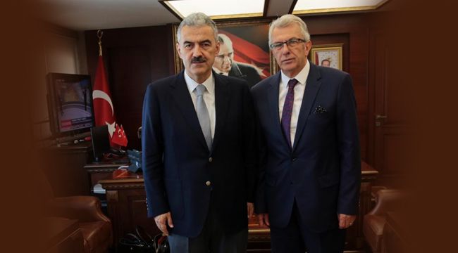 BAŞKAN MEHMET ERİŞ, VALİ EROL AYYILDIZ'I ZİYARET ETTİ