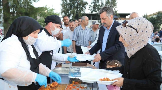 Bayraklı'da Ramazan Bereketi