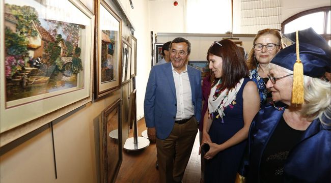 BİR YILLIK EMEKLERİ GÖZ DOLDURDU