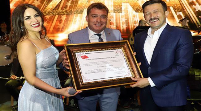 ÇİÇEK FESTİVALİNE YAKIŞIR KONSER