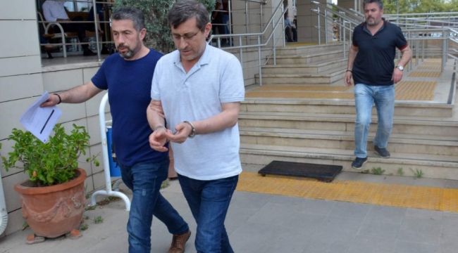 FETÖ'CÜ MÜDÜR İZMİR'DE YAKALANDI
