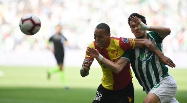 Göztepe şanssızlığına yanıyor