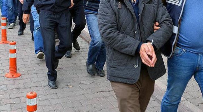 İZMİR'DE FETÖ OPERASYONUNDA 6 GÖZALTI