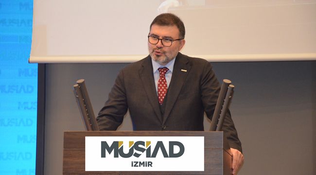 KADİR GECESİ’NDE KONAK MEYDANINDAYIZ
